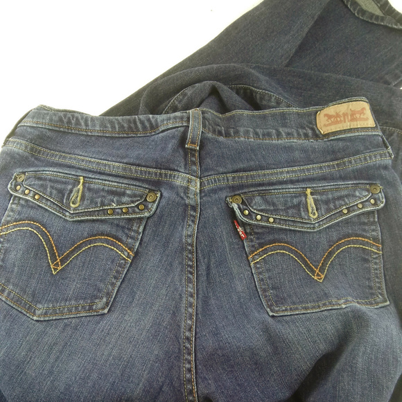 LEVI'S 515 Stud Pocket Boot Cut Jeans - Picture 5 of 7